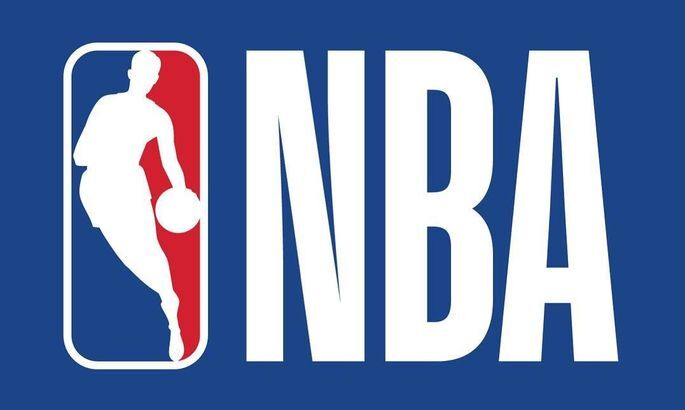 NBA. Юта-Клипперс и Сан-Антонио-Лейкерс.