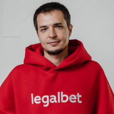 Роман Седов
